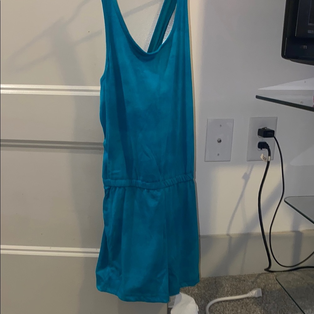 Old Navy Turquoise Sleeveless Outfit